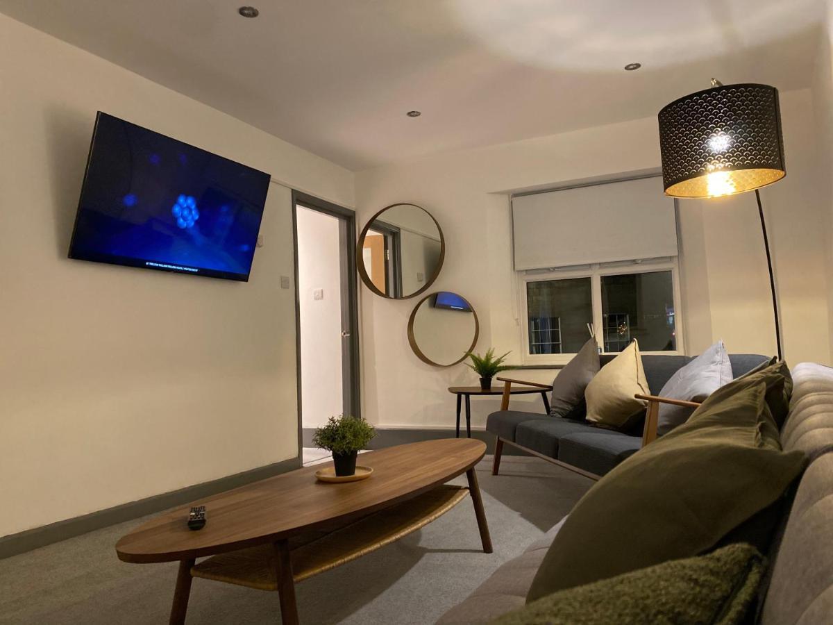 Spacious City Centre Property Ленчестър Екстериор снимка