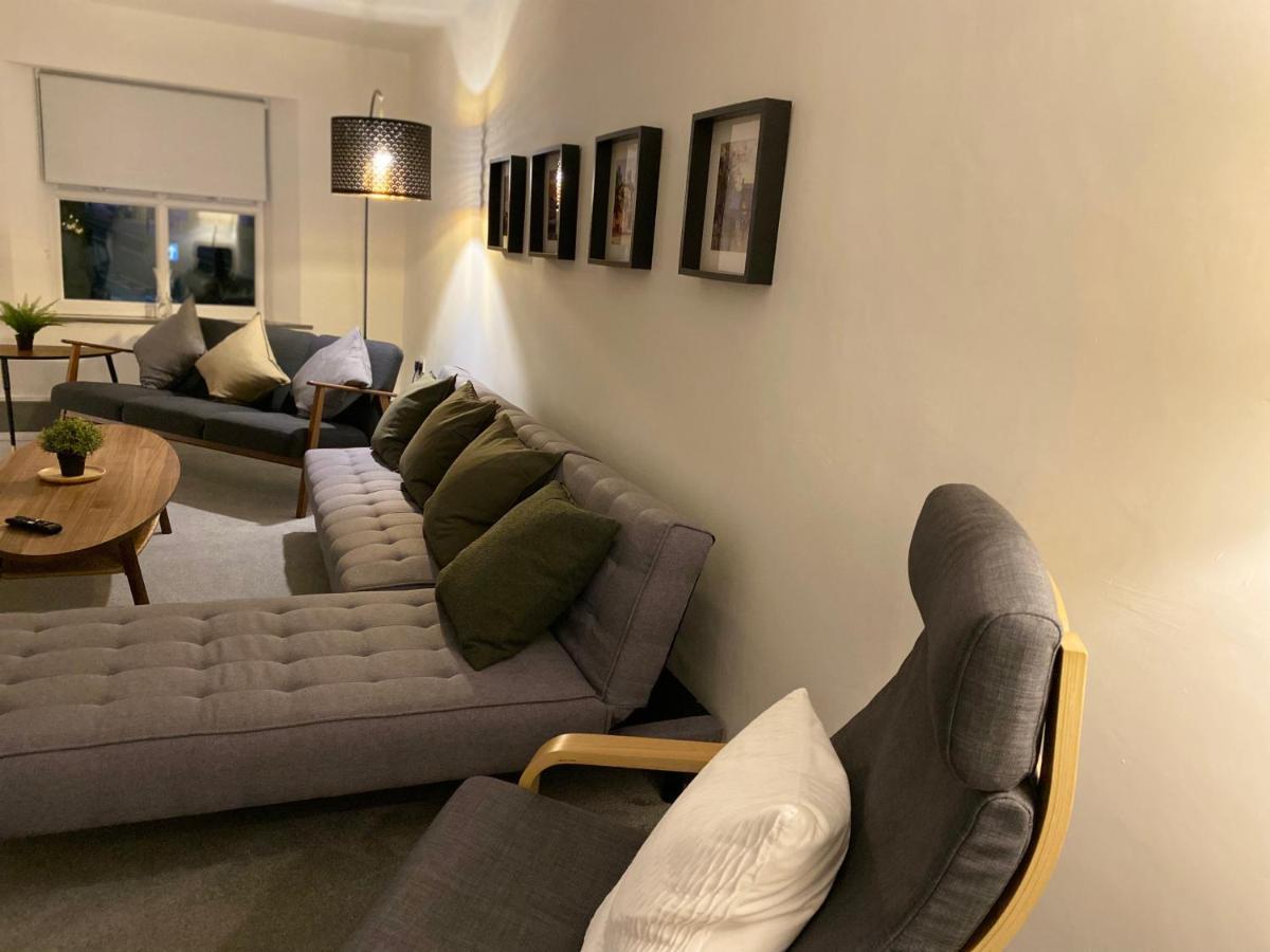 Spacious City Centre Property Ленчестър Екстериор снимка
